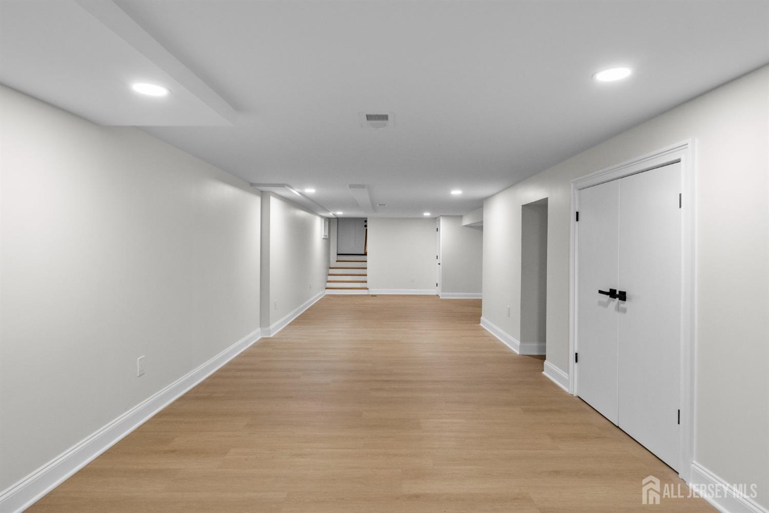 2 Beech Lane, Edison, New Jersey image 43