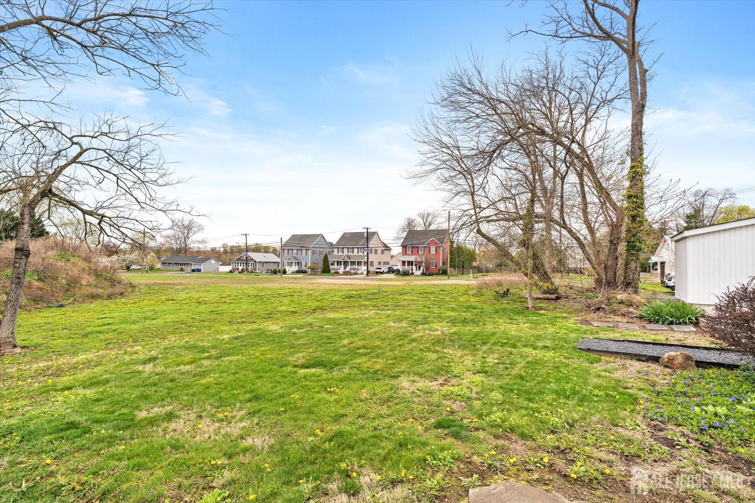 442 Ellisdale Road, Chesterfield, New Jersey image 38