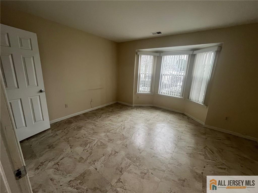 32 Lear Court #32, East Brunswick, New Jersey image 6