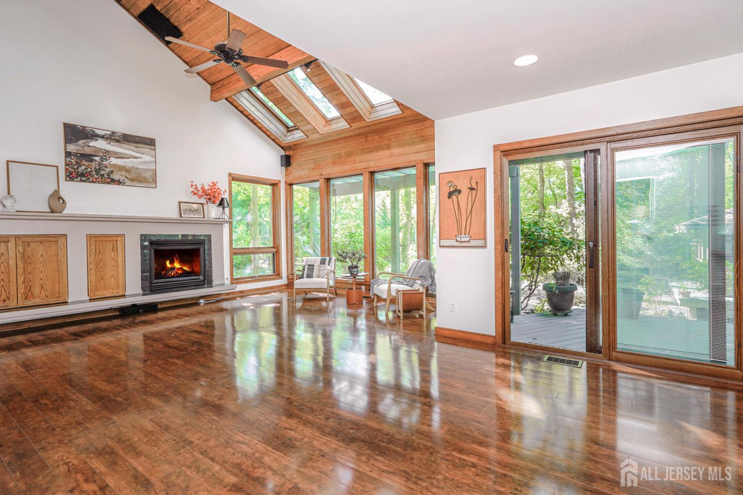 144 Fresh Ponds Road, East Brunswick, New Jersey image 4