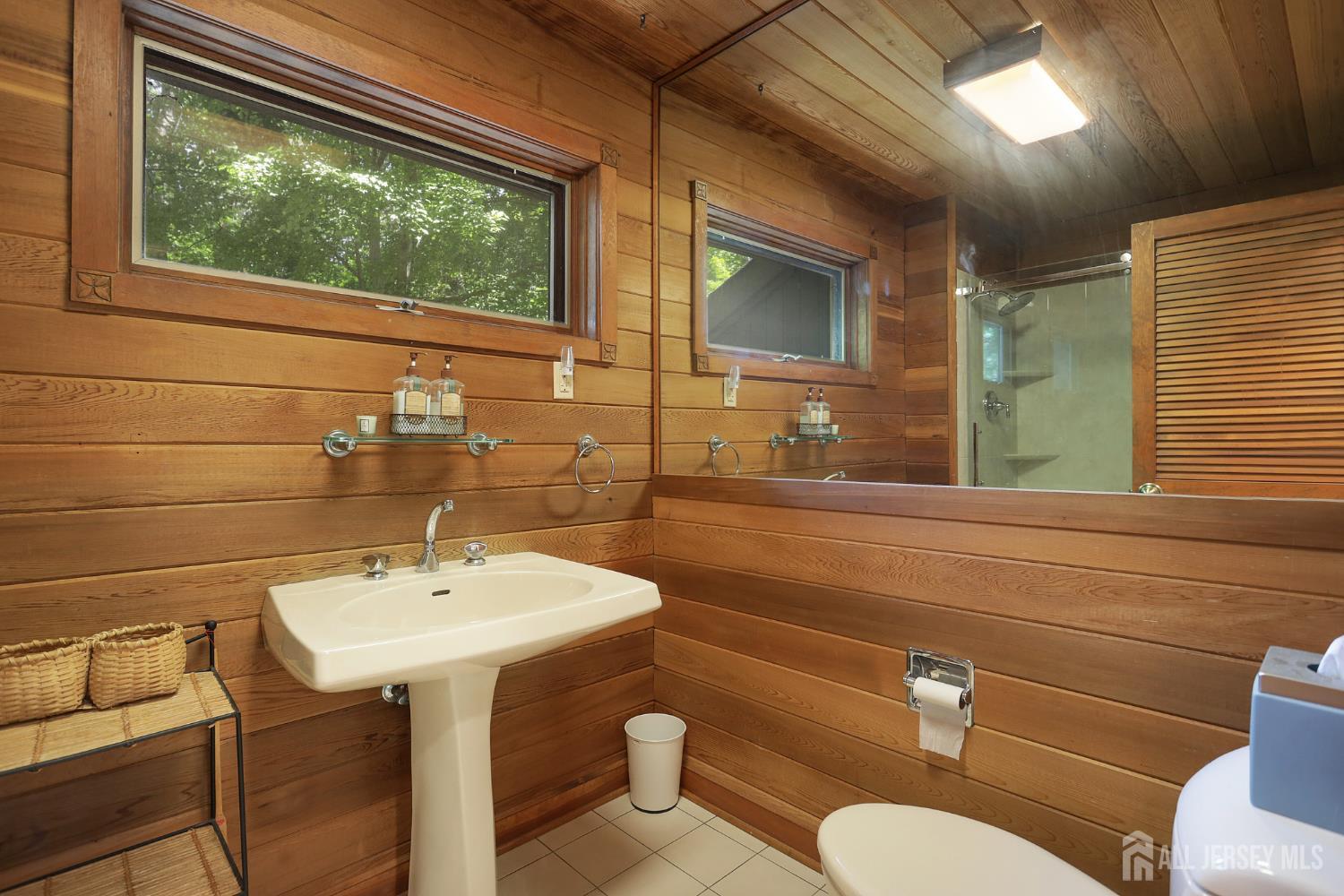 144 Fresh Ponds Road, East Brunswick, New Jersey image 31