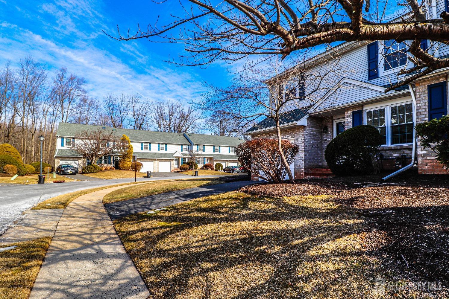 29 Snowflake Lane, Edison, New Jersey image 3