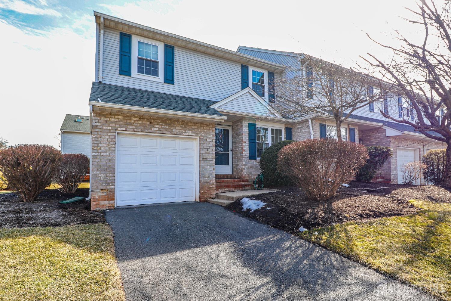 29 Snowflake Lane, Edison, New Jersey image 2