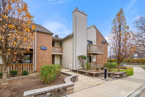 Condo For Sale - 4914 Ravens Crest Drive<br/> Plainsboro, NJ 08536