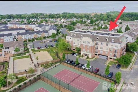 Apartment For Rent - 6301 Fernandez Court<br/> Parlin, NJ 08859
