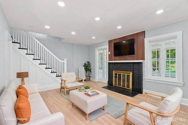 19 N ADELAIDE AVE, HIGHLAND PARK, NJ 08904 - Image 64cf53177b7b8e770dee0051f60d1ceb/444036902