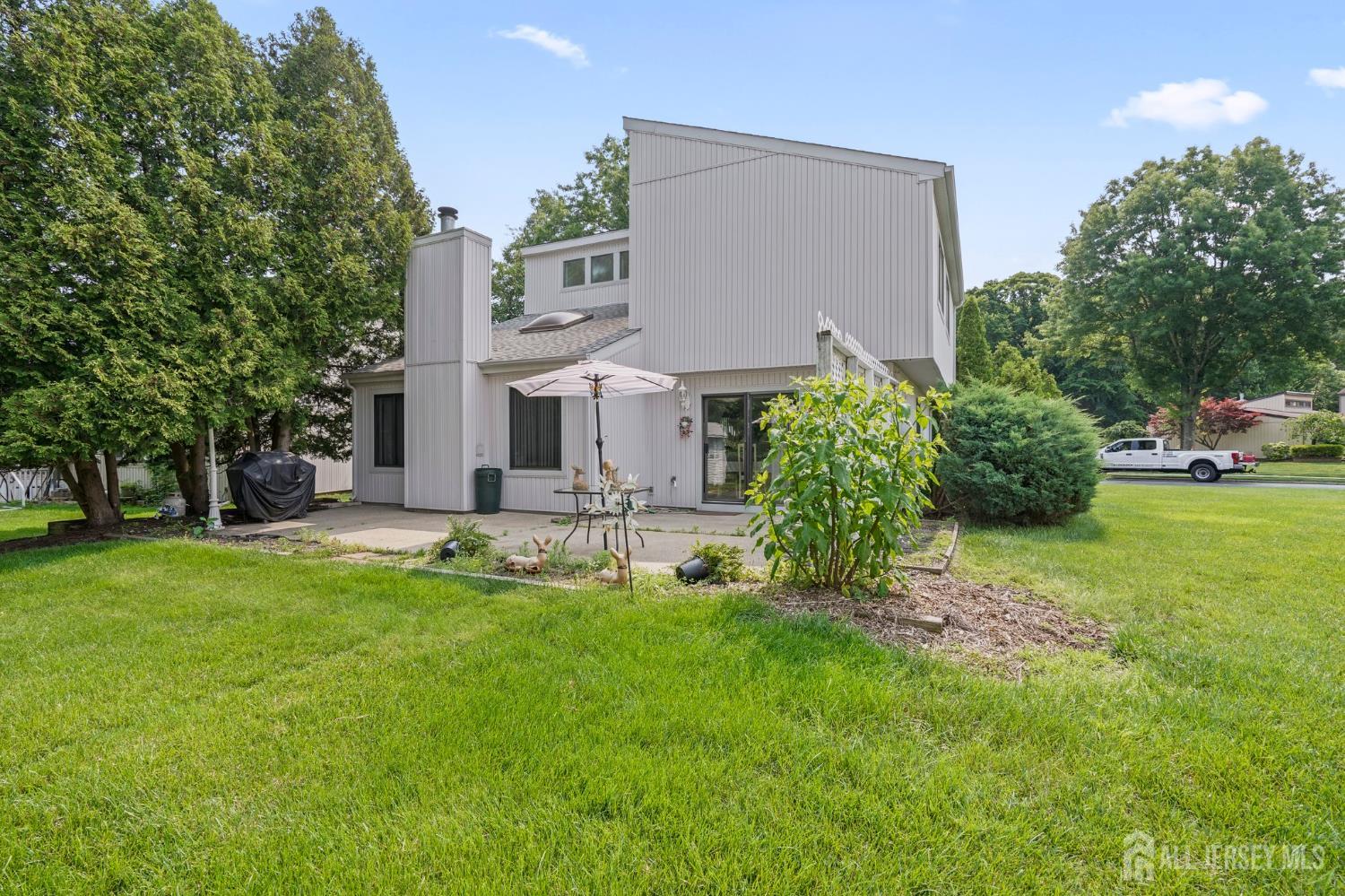 236 Community Circle, Old Bridge, New Jersey image 25