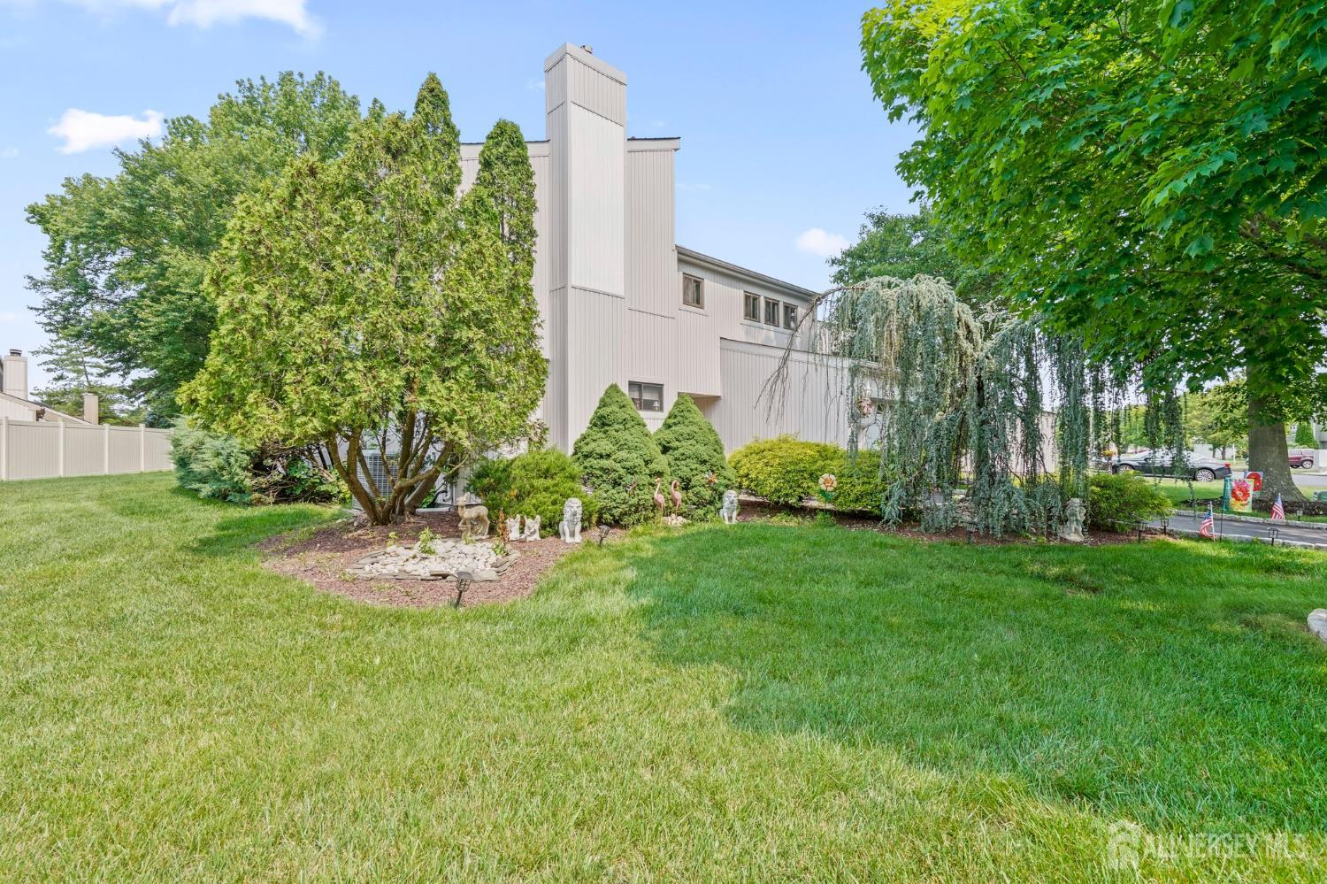 236 Community Circle, Old Bridge, New Jersey image 2