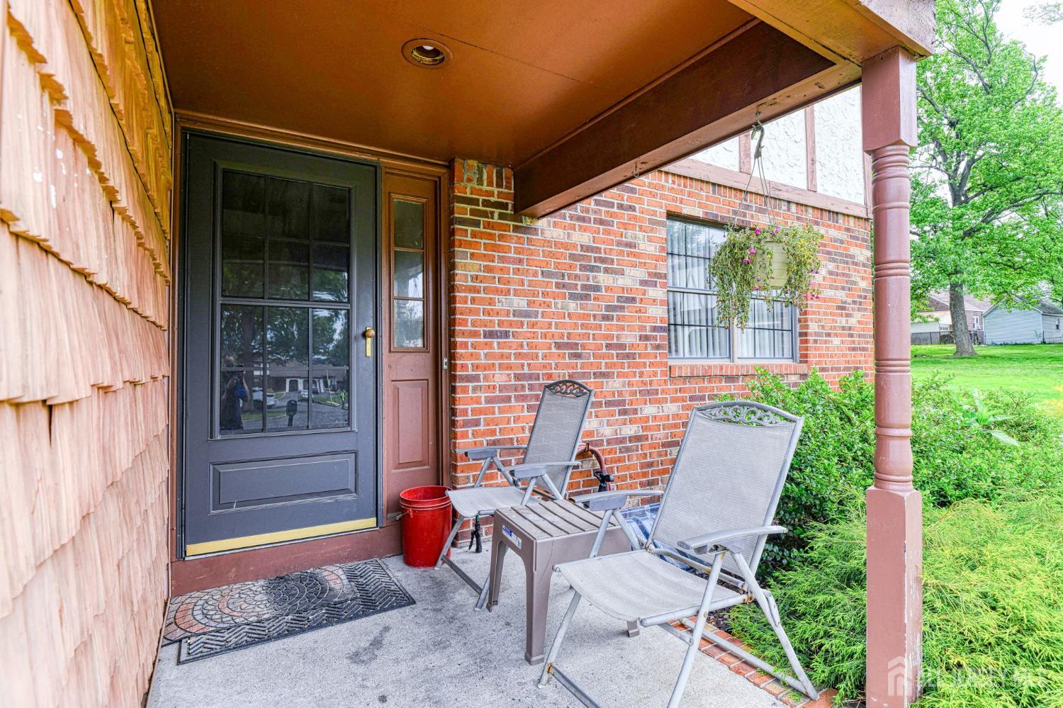 21 Wellington Court, Sayreville, New Jersey image 2