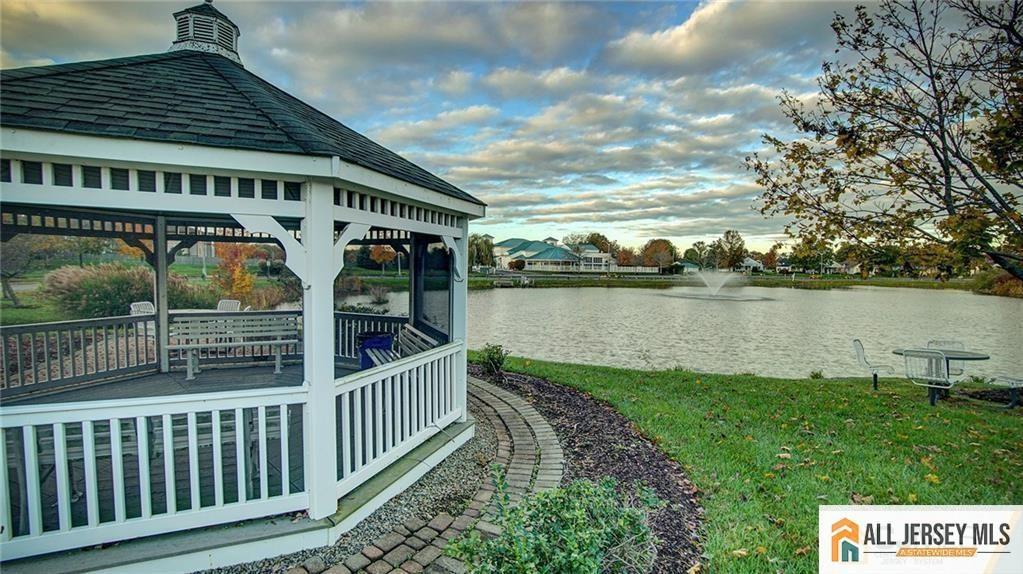 532 Waterside Boulevard, Monroe Township, New Jersey image 46
