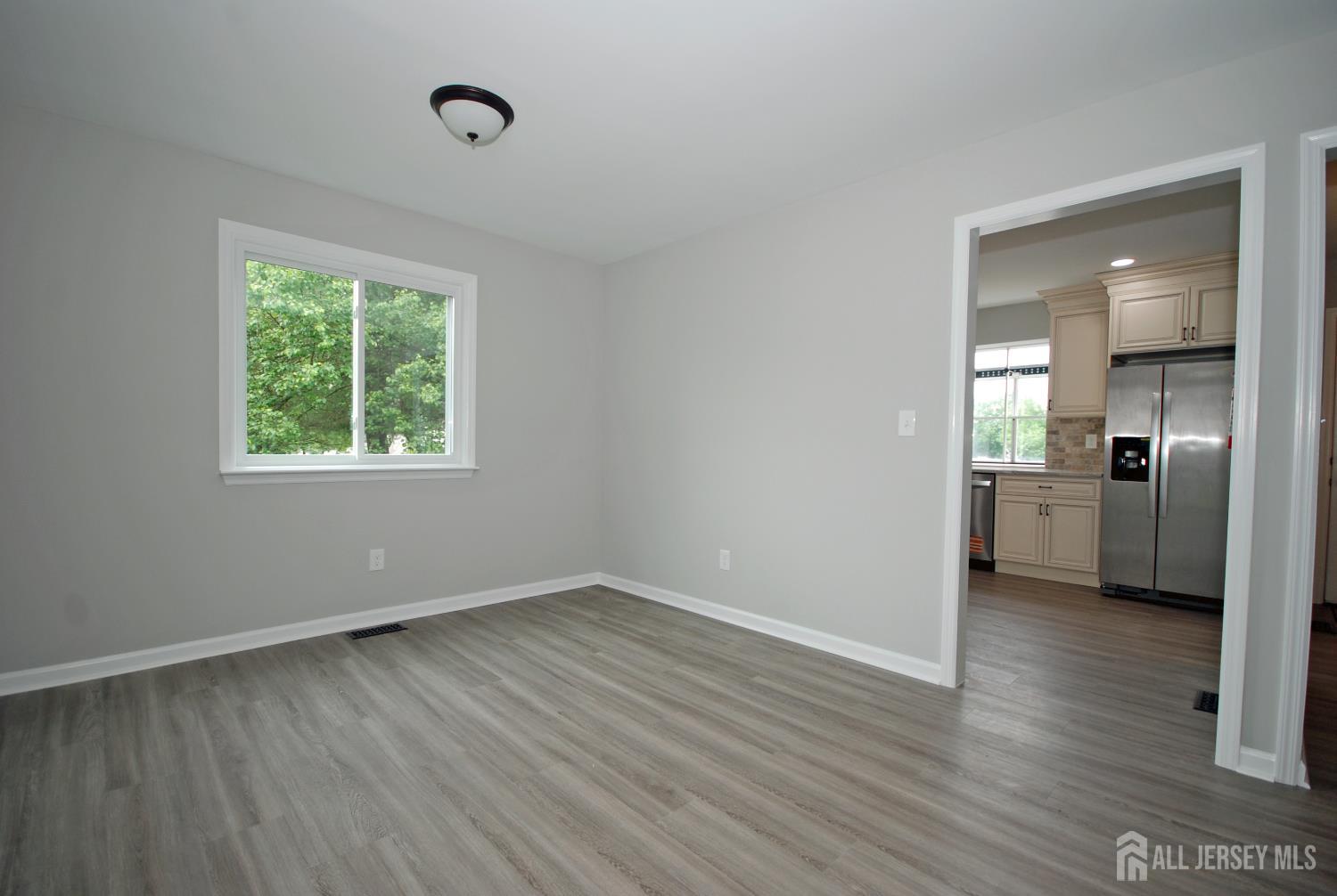 54 Castle Pointe Boulevard, Piscataway, New Jersey image 26