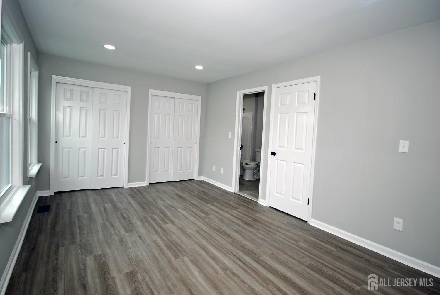 54 Castle Pointe Boulevard, Piscataway, New Jersey image 18