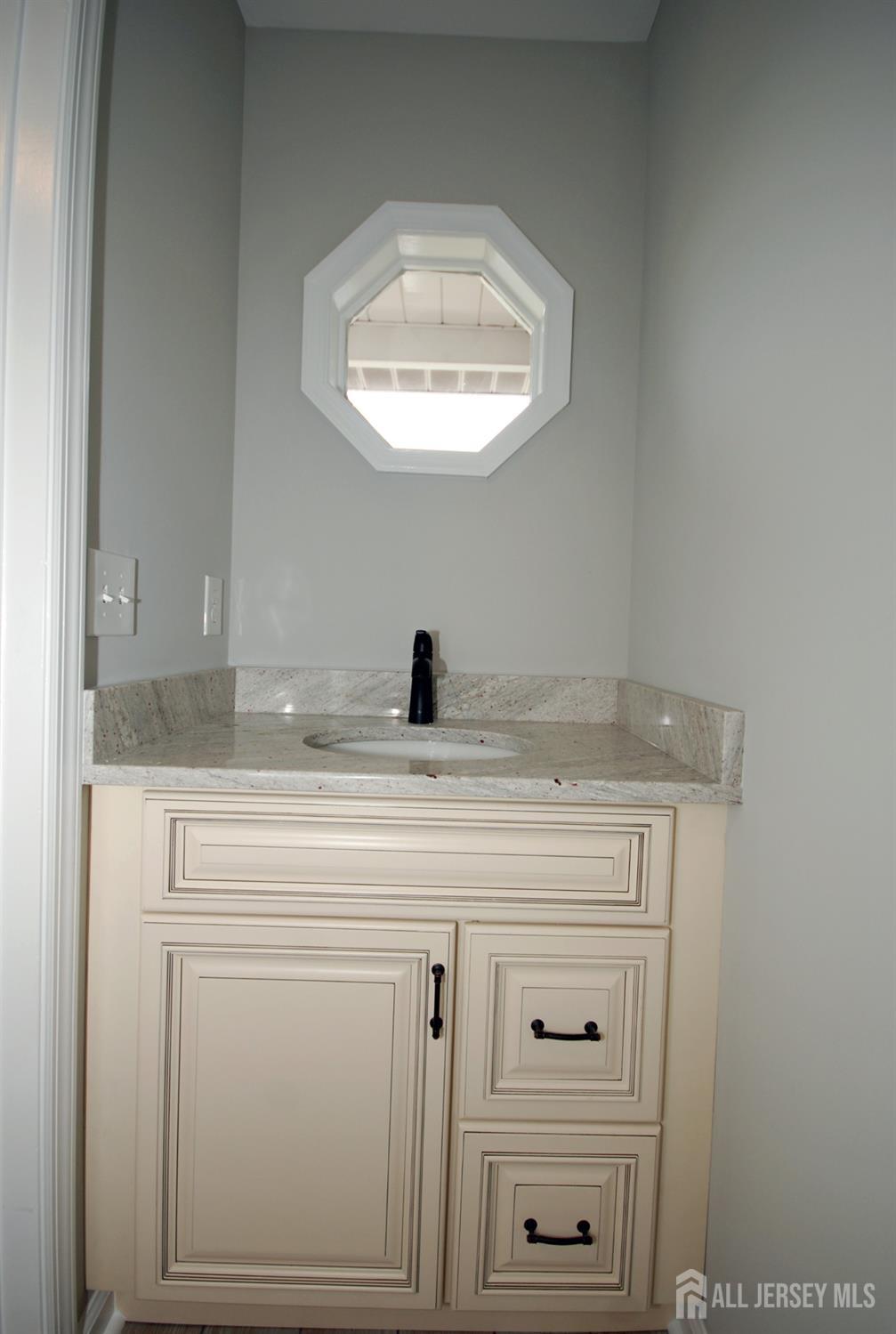 54 Castle Pointe Boulevard, Piscataway, New Jersey image 28