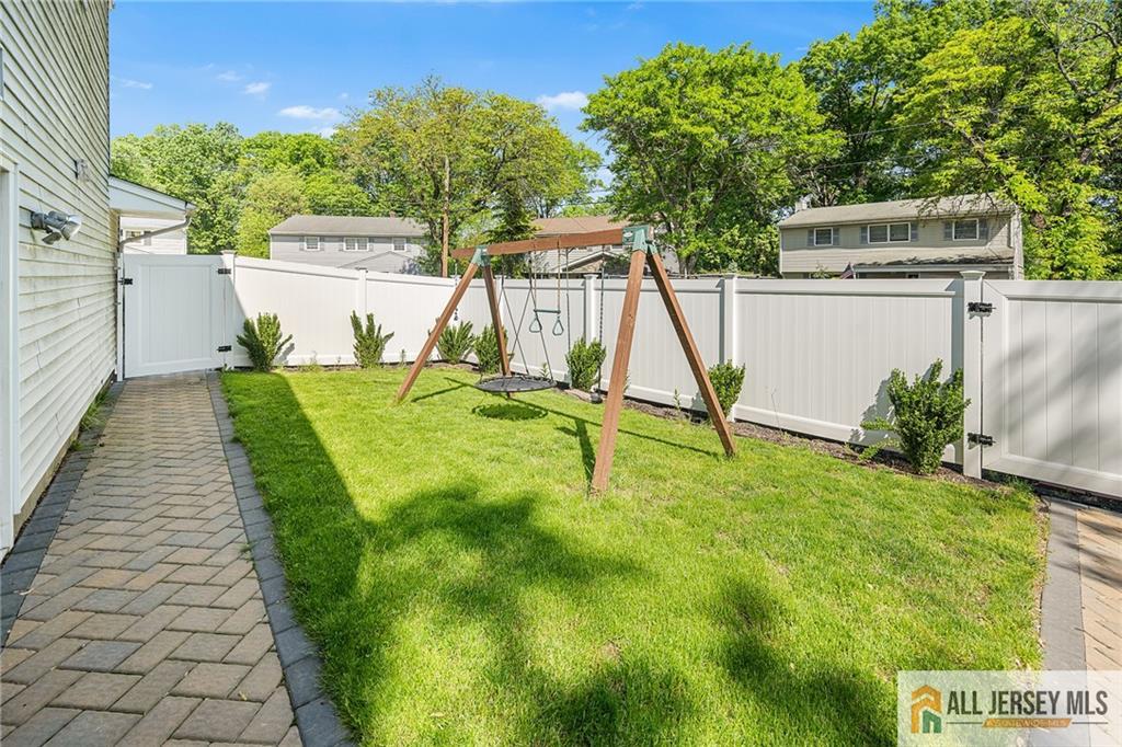 65 Sharon Court, Metuchen, New Jersey image 31