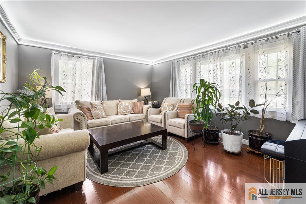 65 Sharon Court, Metuchen, New Jersey image 7