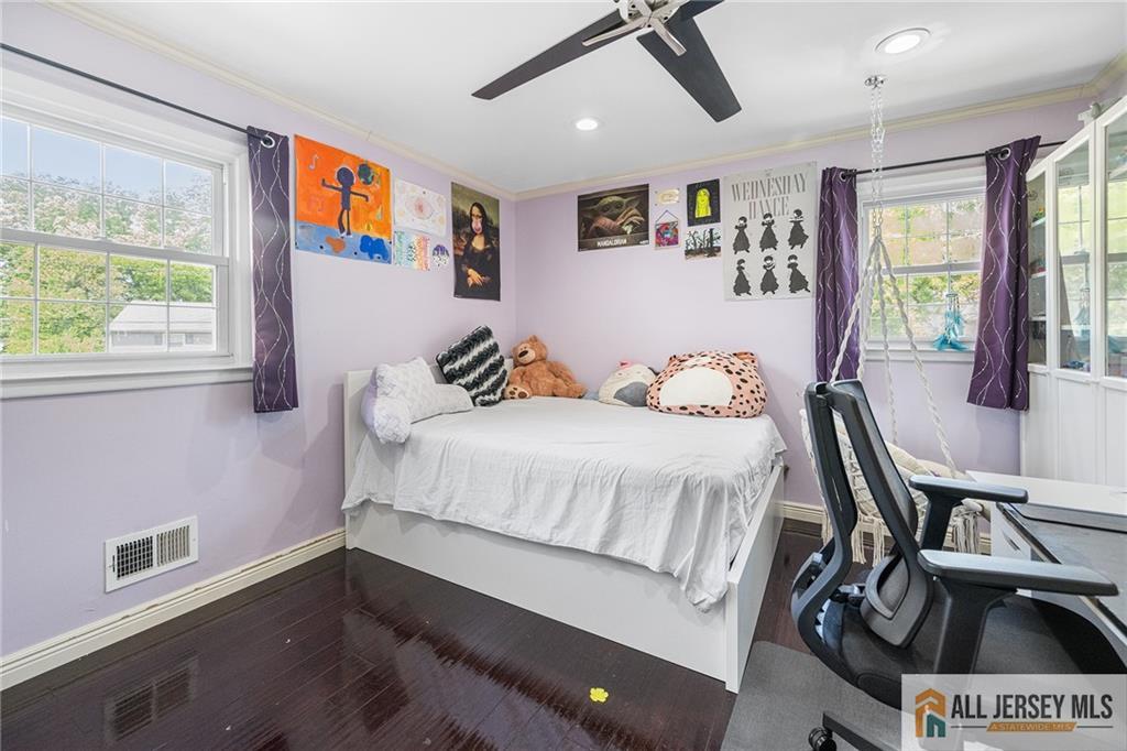 65 Sharon Court, Metuchen, New Jersey image 22