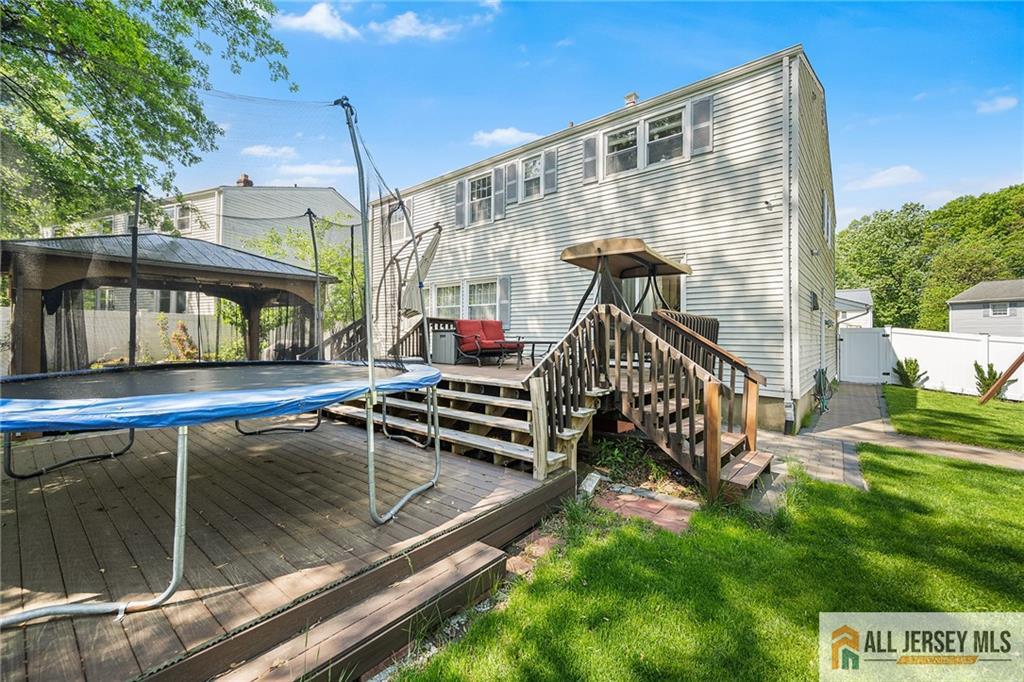 65 Sharon Court, Metuchen, New Jersey image 32