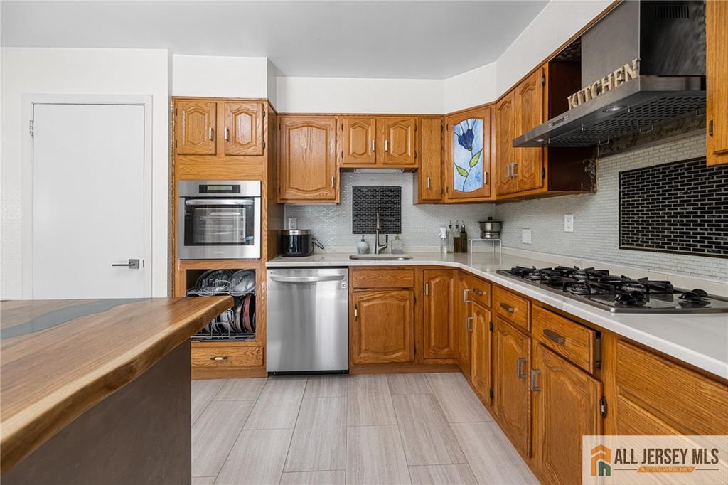 65 Sharon Court, Metuchen, New Jersey image 14