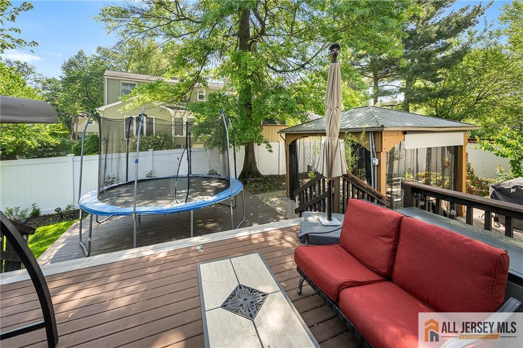 65 Sharon Court, Metuchen, New Jersey image 33