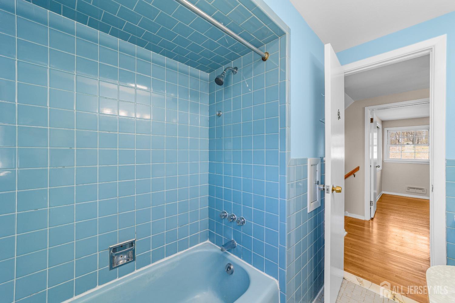 35 Grandview Avenue, Edison, New Jersey image 18