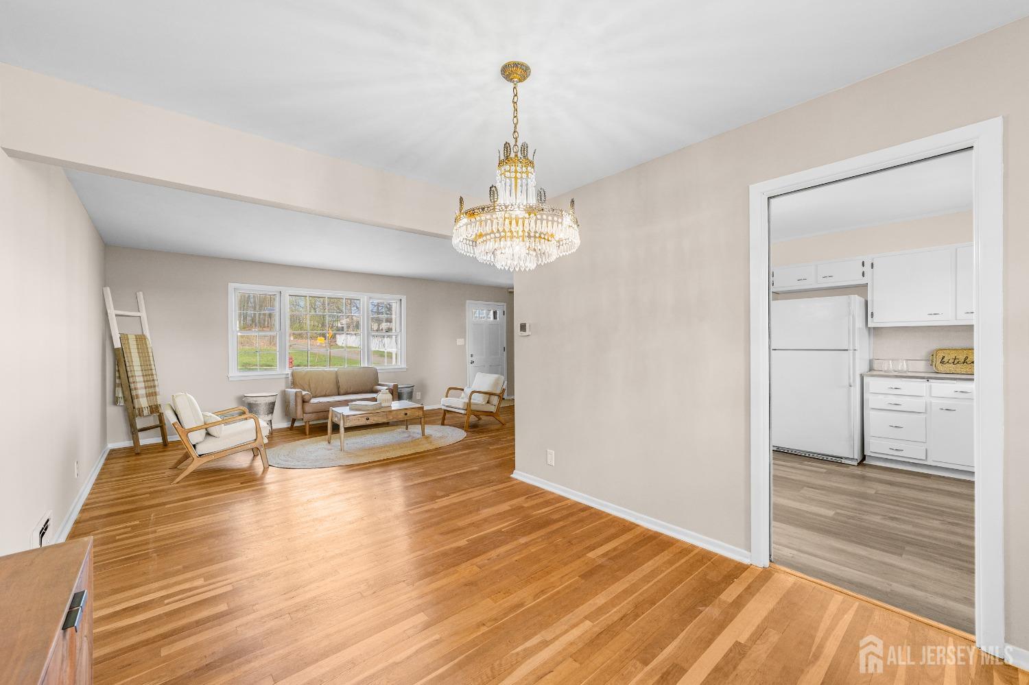35 Grandview Avenue, Edison, New Jersey image 8