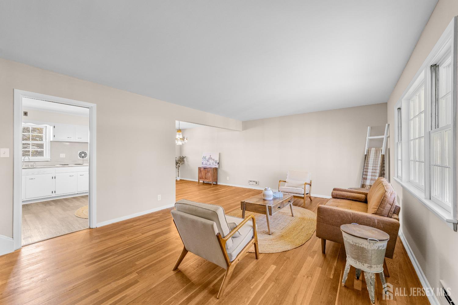 35 Grandview Avenue, Edison, New Jersey image 7