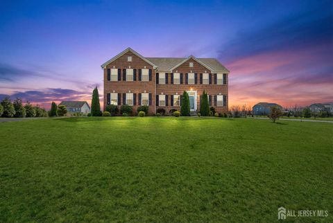 Homes For Sale - 40 Gina Drive<br/> Allentown, NJ 08501