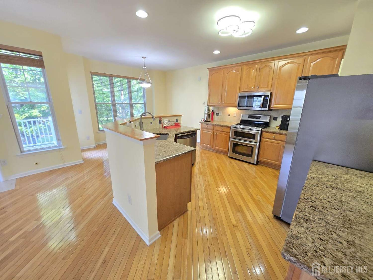 3 Great Beds Way, South Amboy, New Jersey image 9