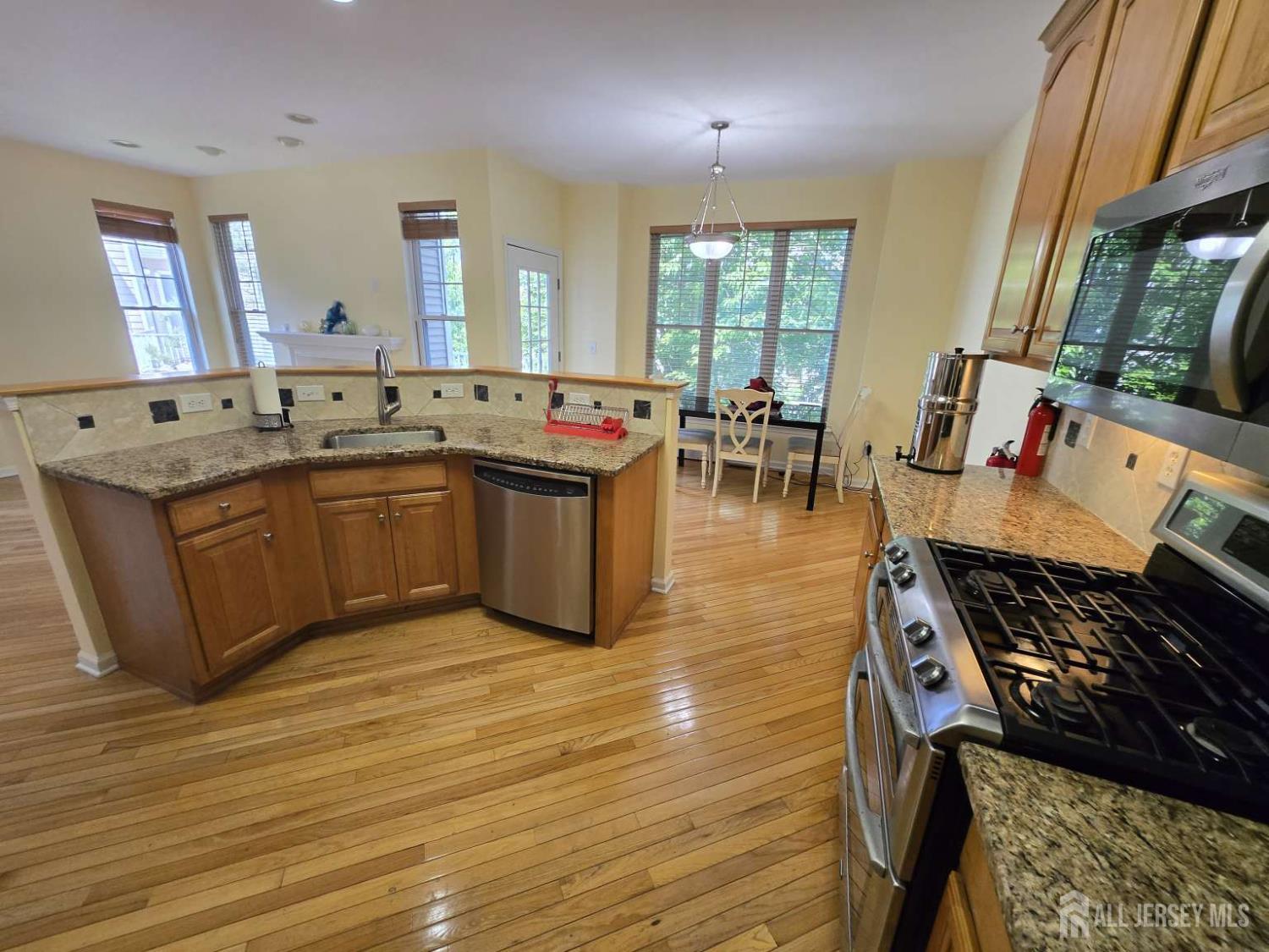 3 Great Beds Way, South Amboy, New Jersey image 10