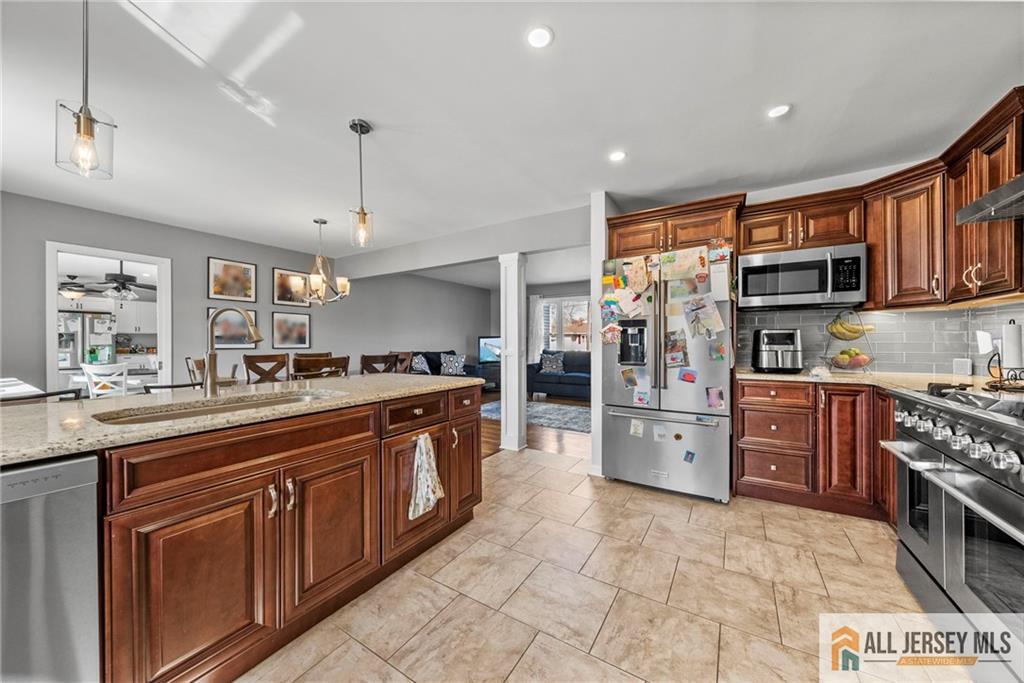220 S Plainfield Avenue, South Plainfield, New Jersey image 11