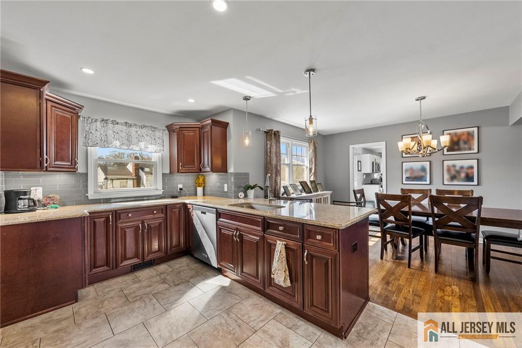 220 S Plainfield Avenue, South Plainfield, New Jersey image 9