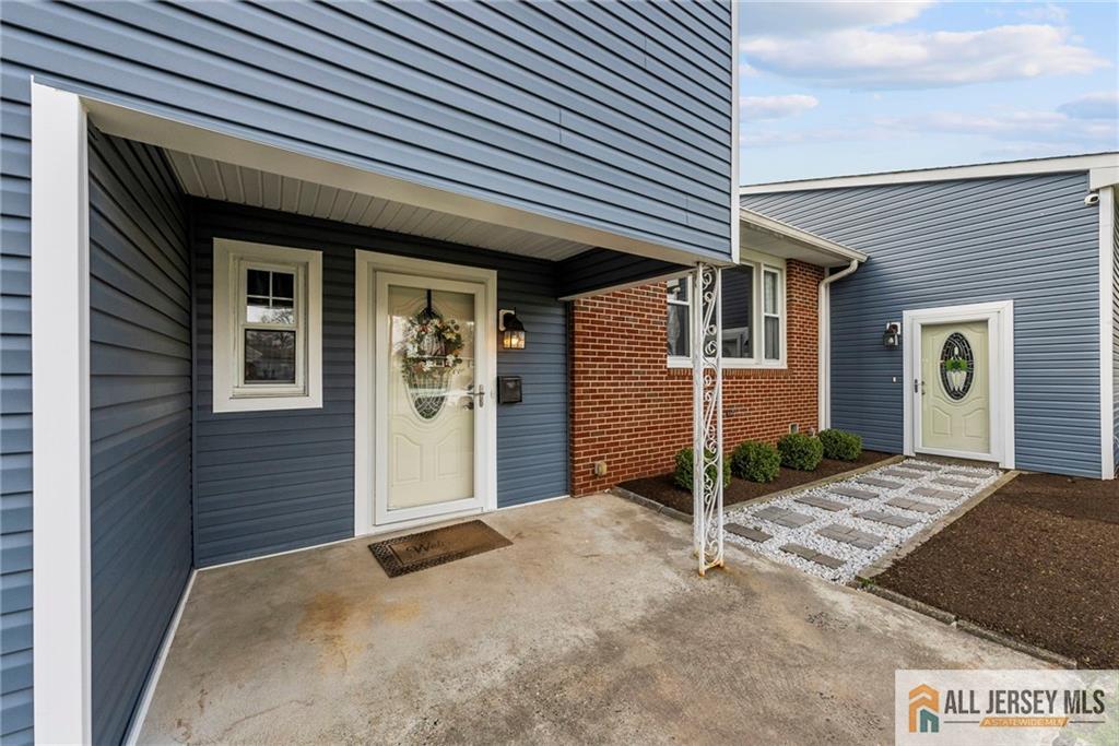 220 S Plainfield Avenue, South Plainfield, New Jersey image 2