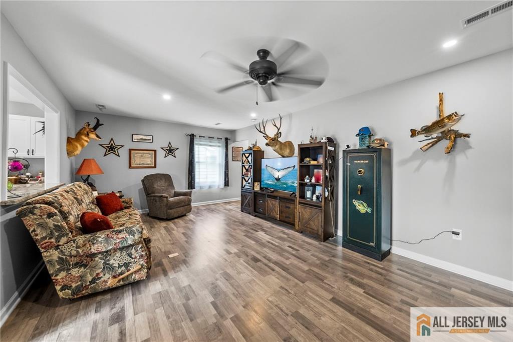 220 S Plainfield Avenue, South Plainfield, New Jersey image 25