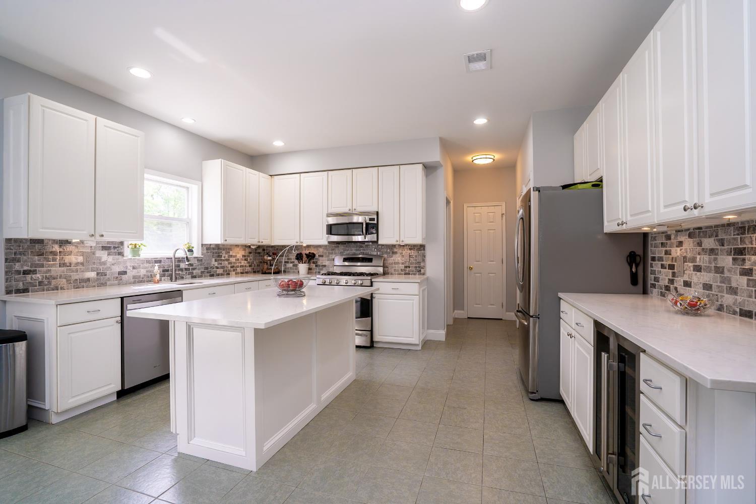 10 Magnolia Court, Monroe Township, New Jersey image 33