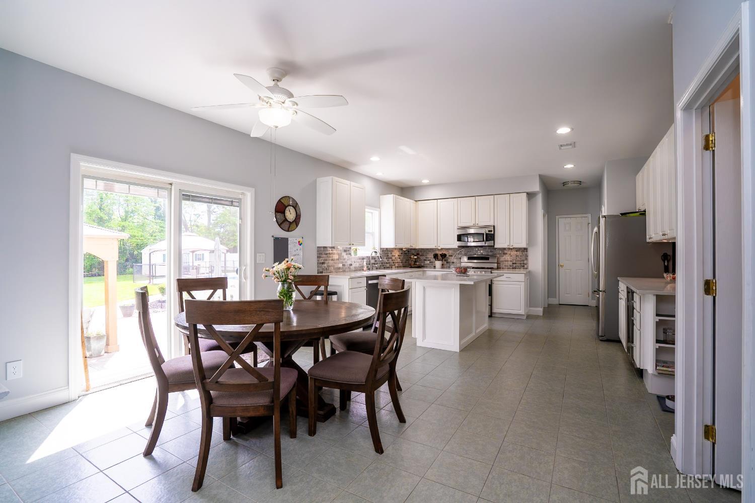 10 Magnolia Court, Monroe Township, New Jersey image 32