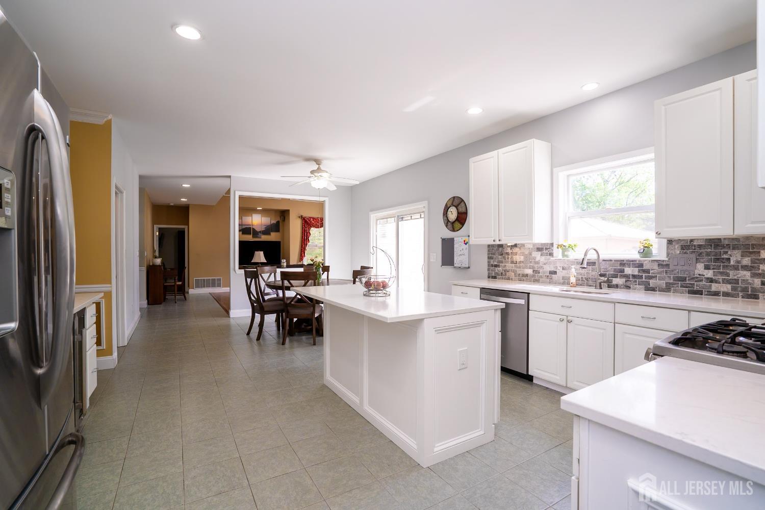 10 Magnolia Court, Monroe Township, New Jersey image 35