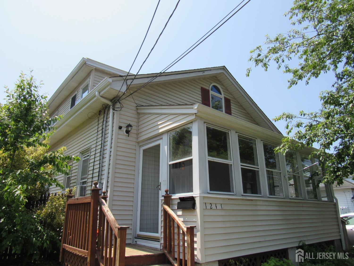 1211 So 9th Street, South Plainfield, New Jersey image 2