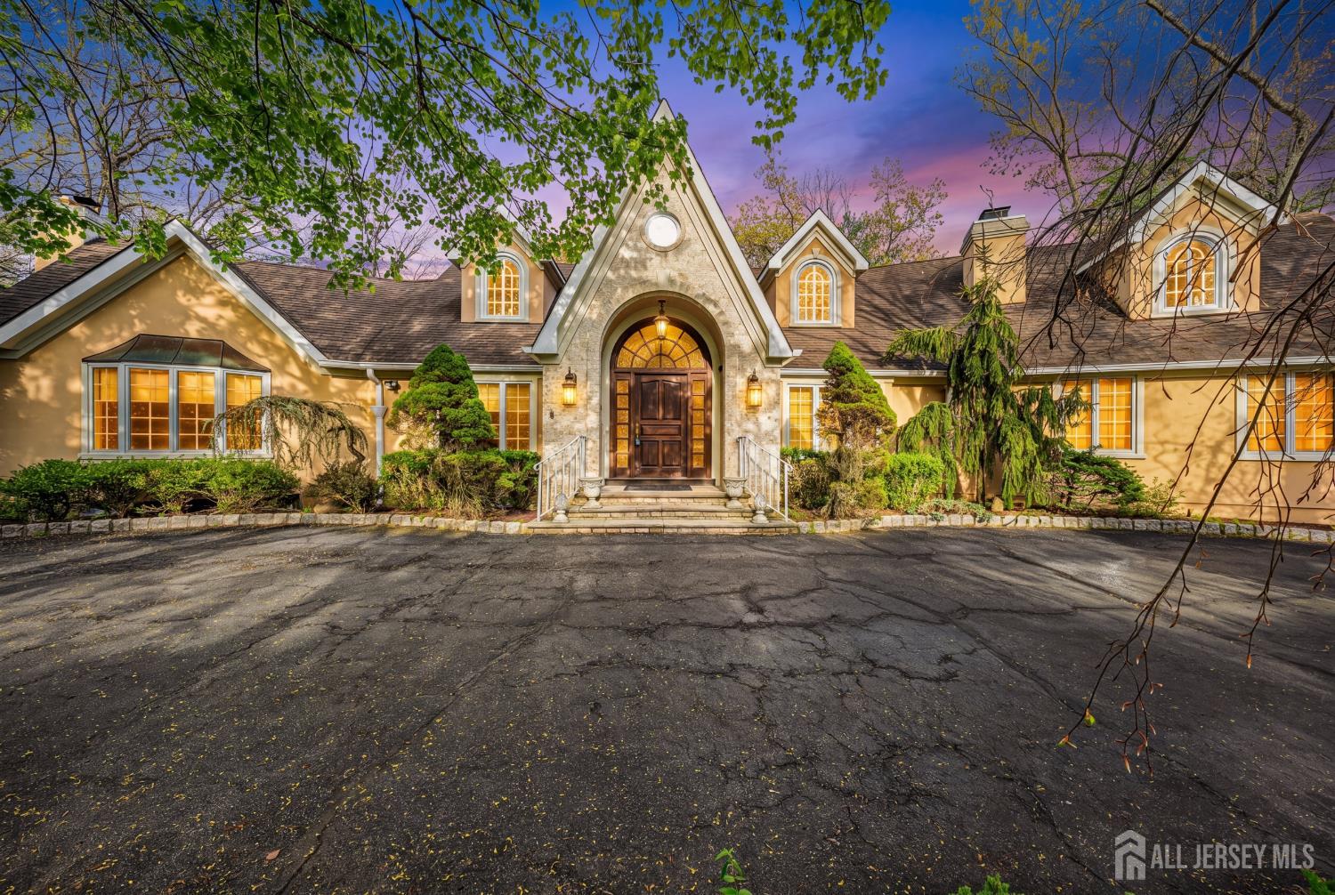 Hillsborough, Homes For Sale | REMAX