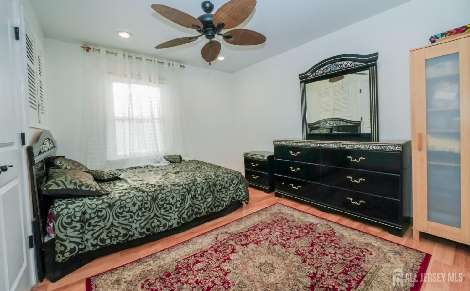 340 Park Avenue, Old Bridge, New Jersey image 21