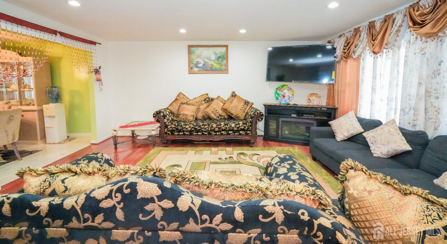 340 Park Avenue, Old Bridge, New Jersey image 12