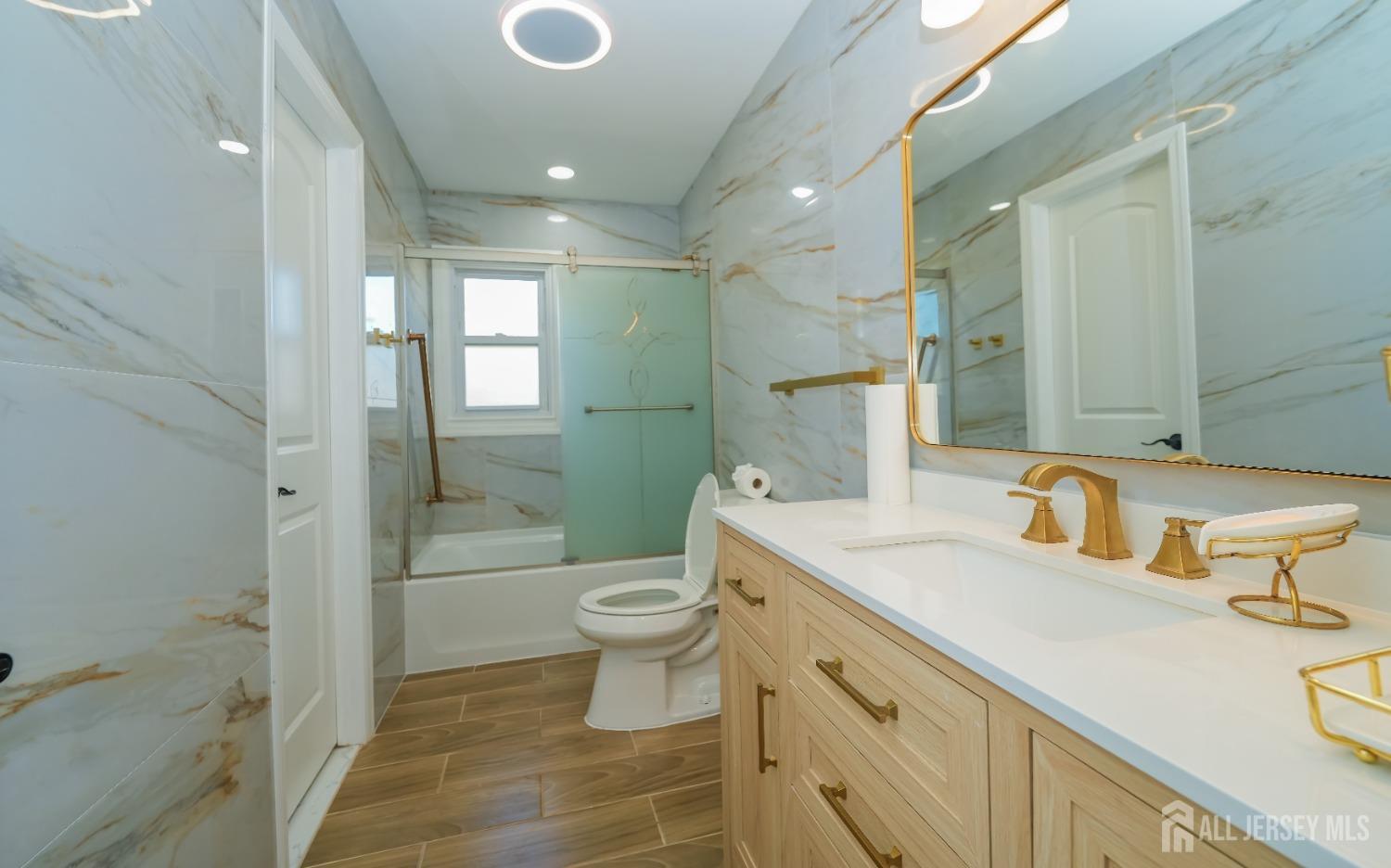340 Park Avenue, Old Bridge, New Jersey image 33