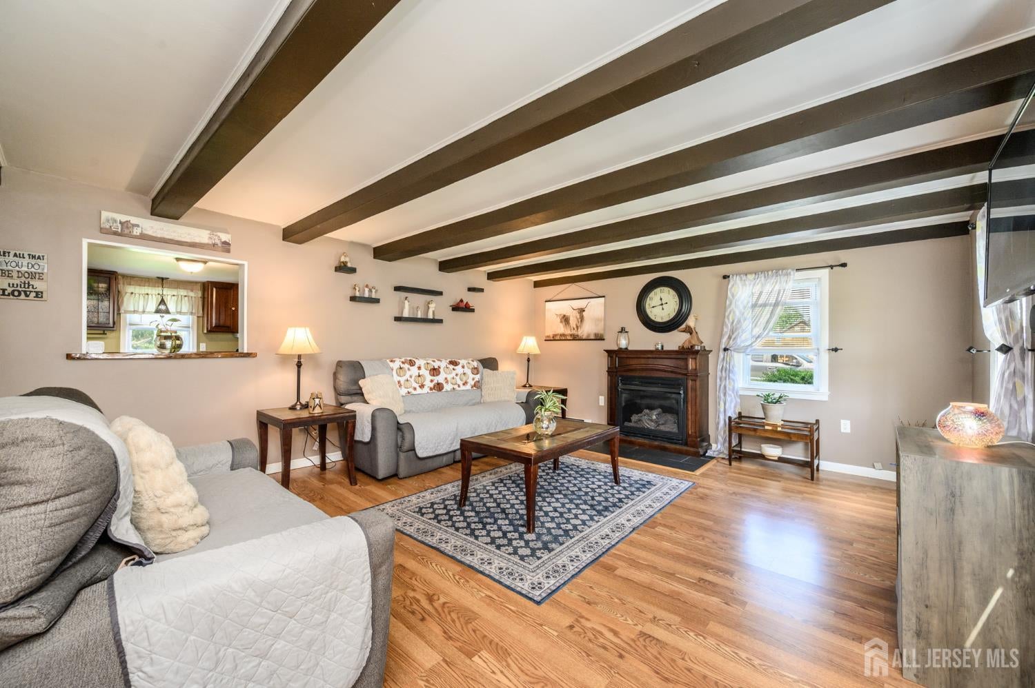 1043 County Road 519