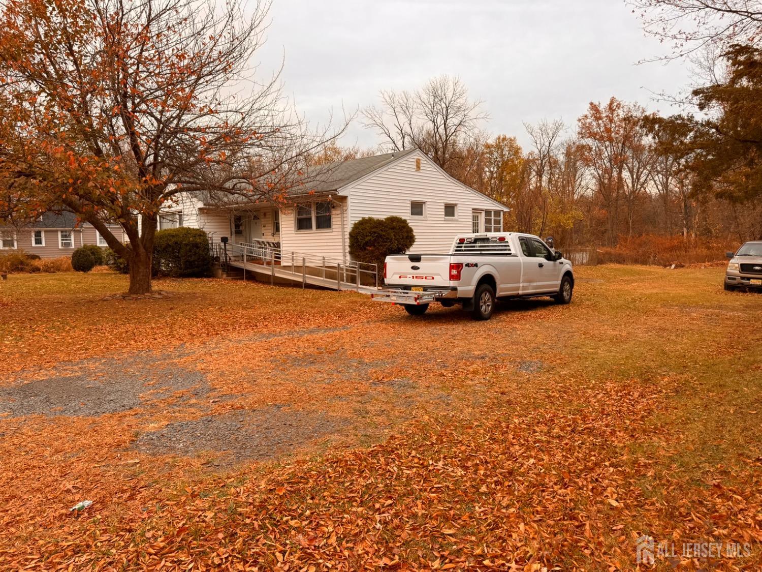 165 Normandy Drive, Piscataway, New Jersey image 2