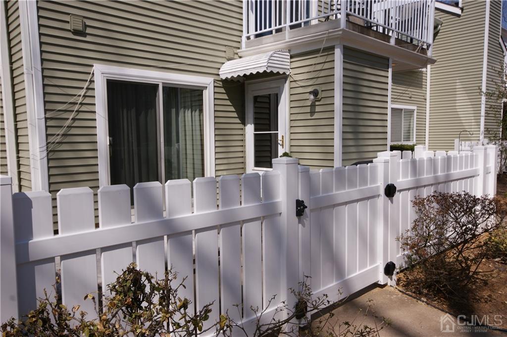Photo 1 of 10 — 13 Sassafras Lane, South Brunswick, NJ 08852