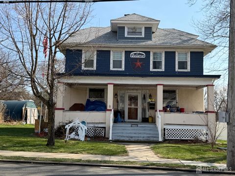 Homes For Sale - 176 Washington Road<br/> Sayreville, NJ 08872
