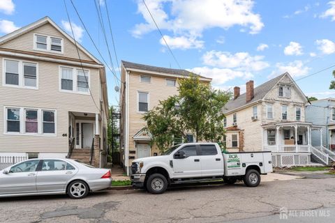 Multifamily For Sale - 68 Welton Street<br/> New Brunswick, NJ 08901