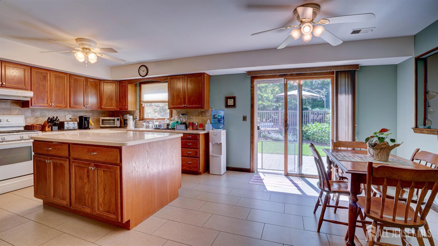 9 Toby Terrace, Monroe Township, New Jersey image 16