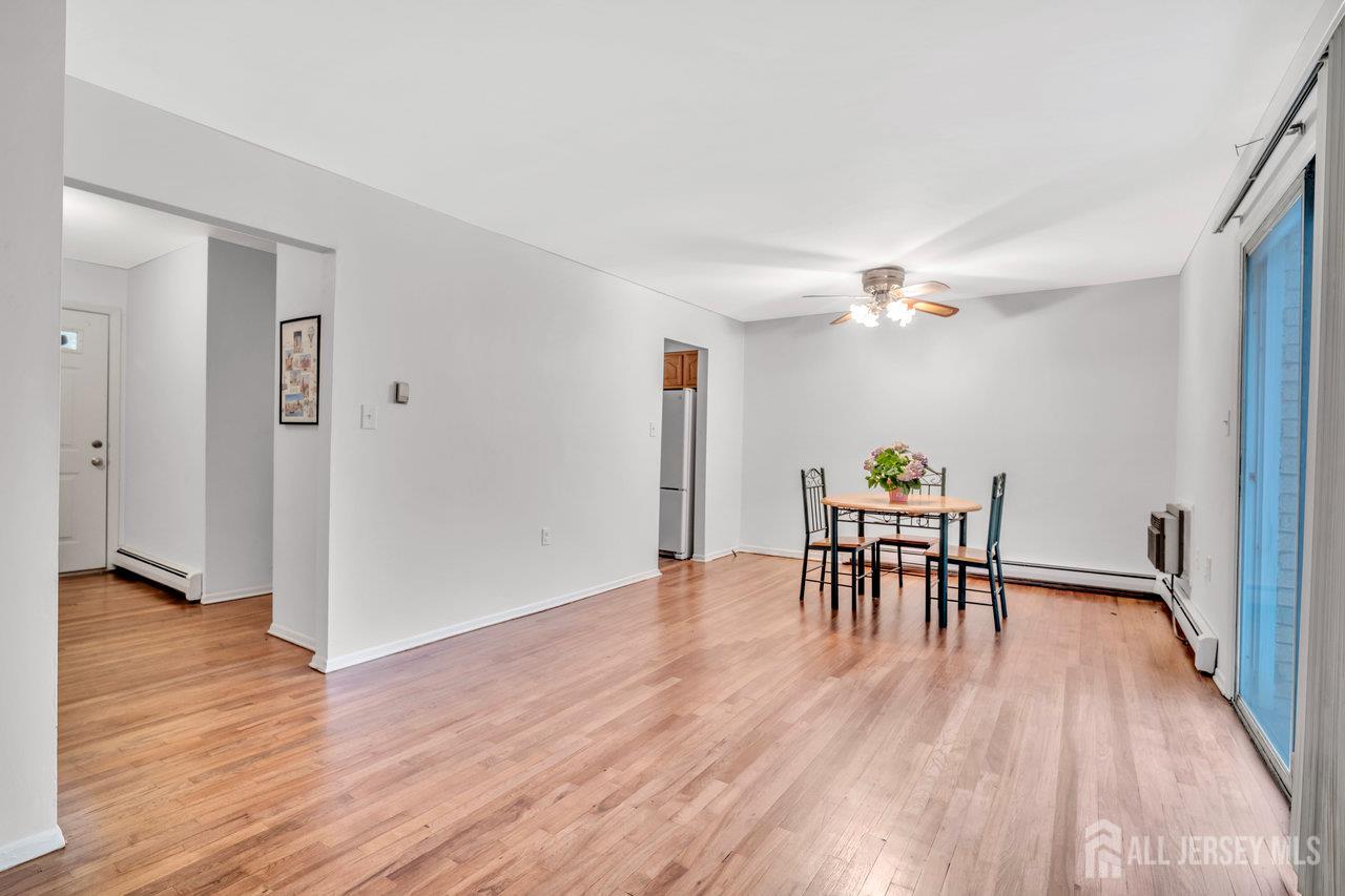 402 Cranbury Road #8, East Brunswick, New Jersey image 6