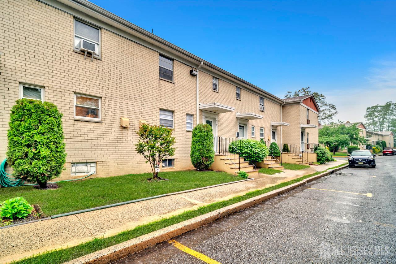 402 Cranbury Road #8, East Brunswick, New Jersey image 29