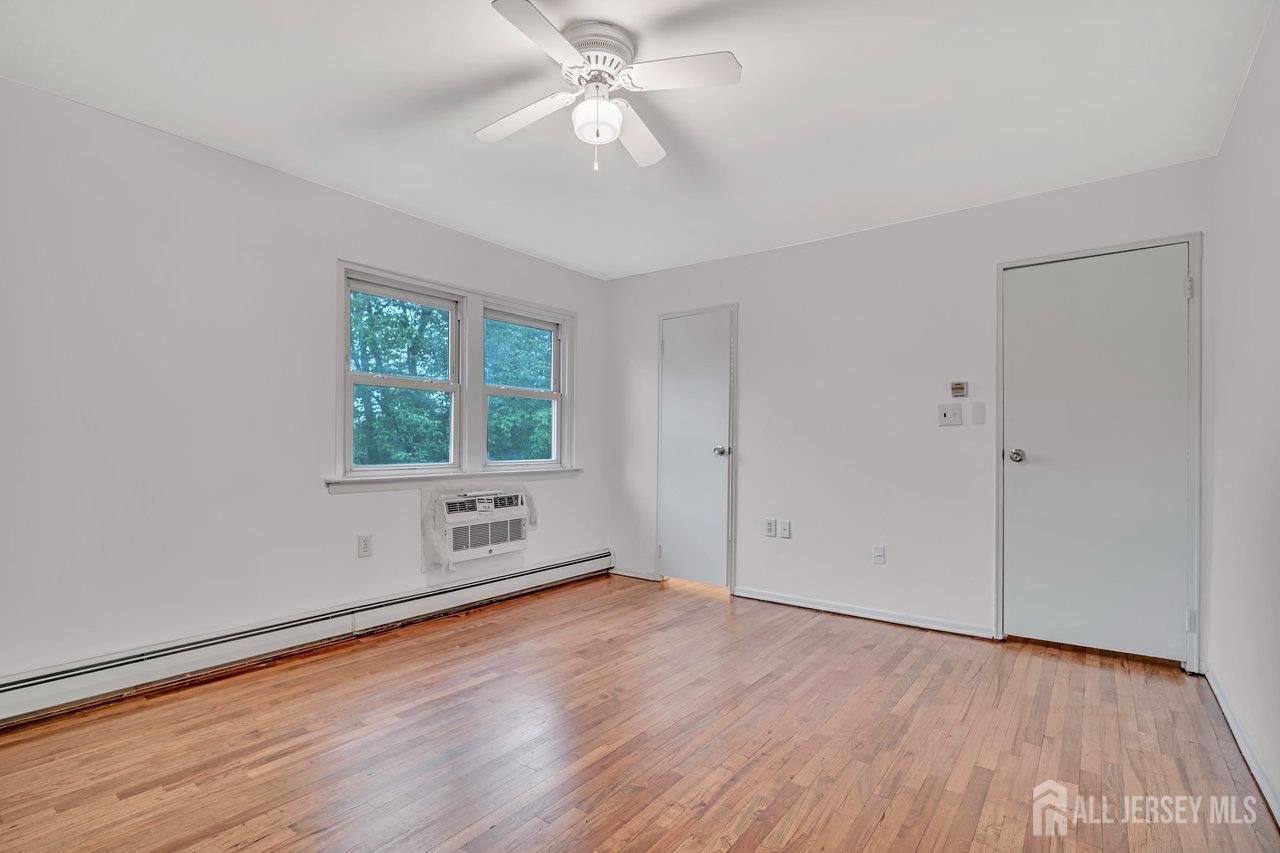 402 Cranbury Road #8, East Brunswick, New Jersey image 18
